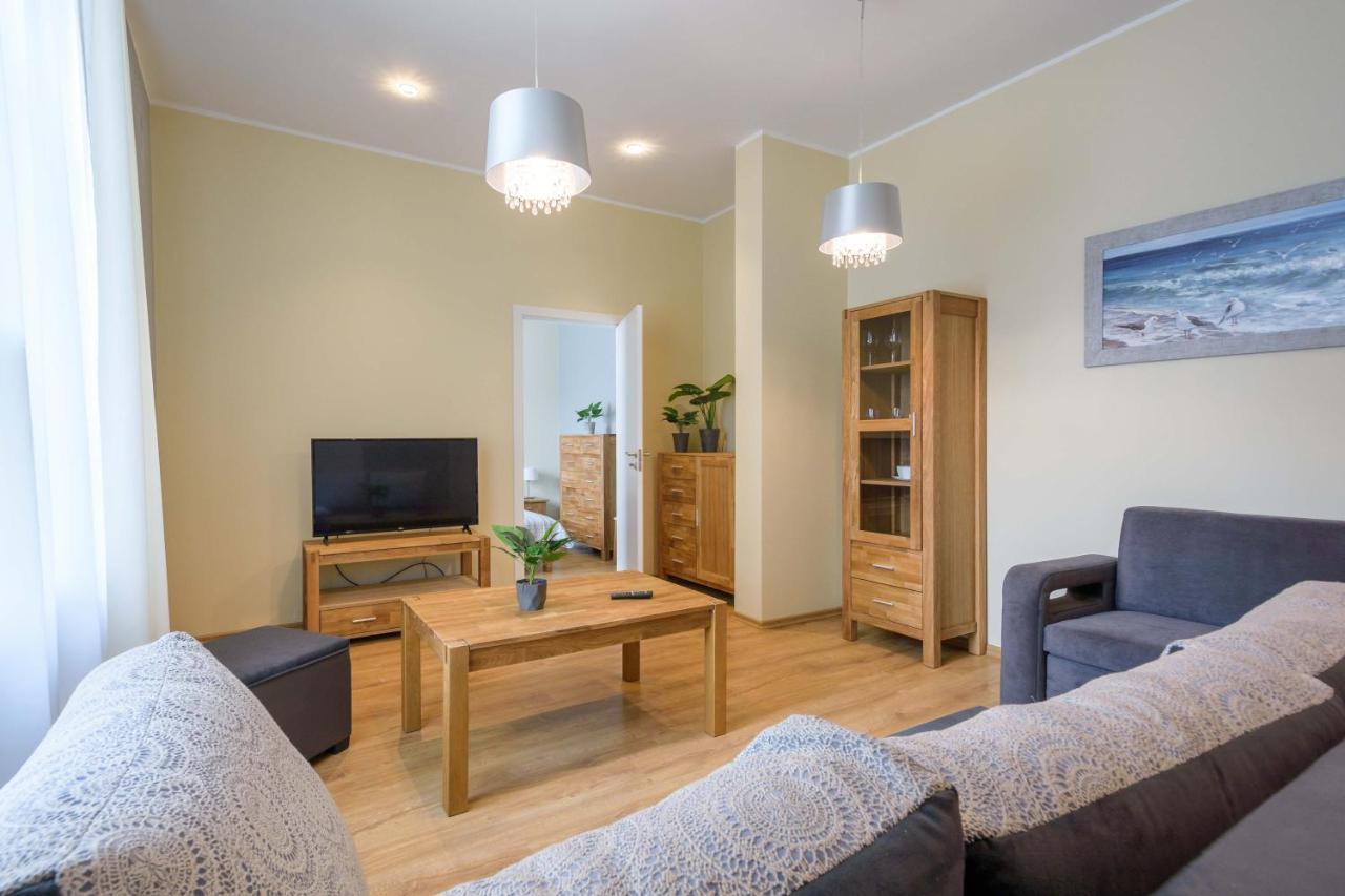 Barona Apartamenti Aparthotel Liepaja Luaran gambar